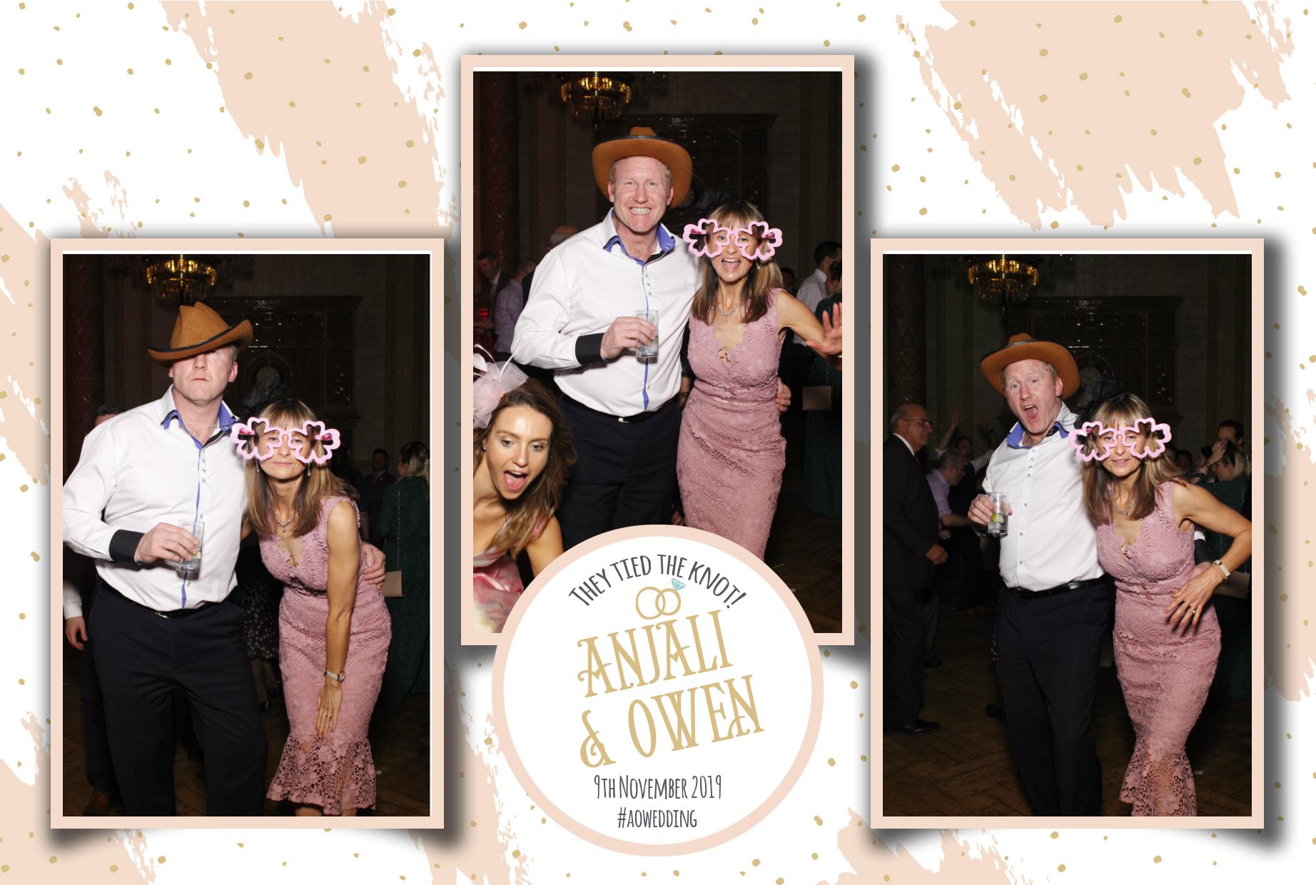 Anjali & Owen's Wedding | View more photos from the event at gallery.myphotoboothexperience.co.uk/u/MyPhotoBoothExperienceLtd/Anjali-Owens-Wedding